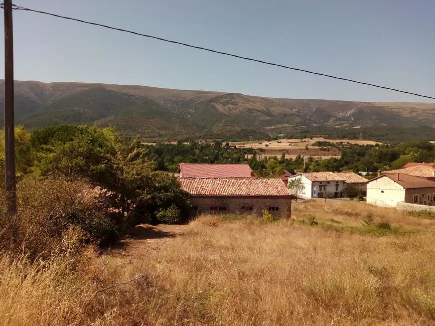 Residencial en venta en Calle Carretera Laredo, 61, Merindad de Cuesta-Urria