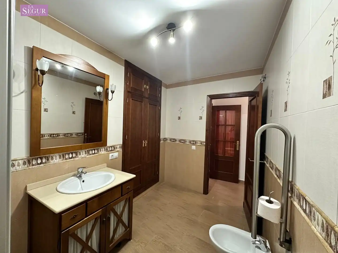 Baño de Planta baja en venta en Conil de la Frontera con Aire acondicionado