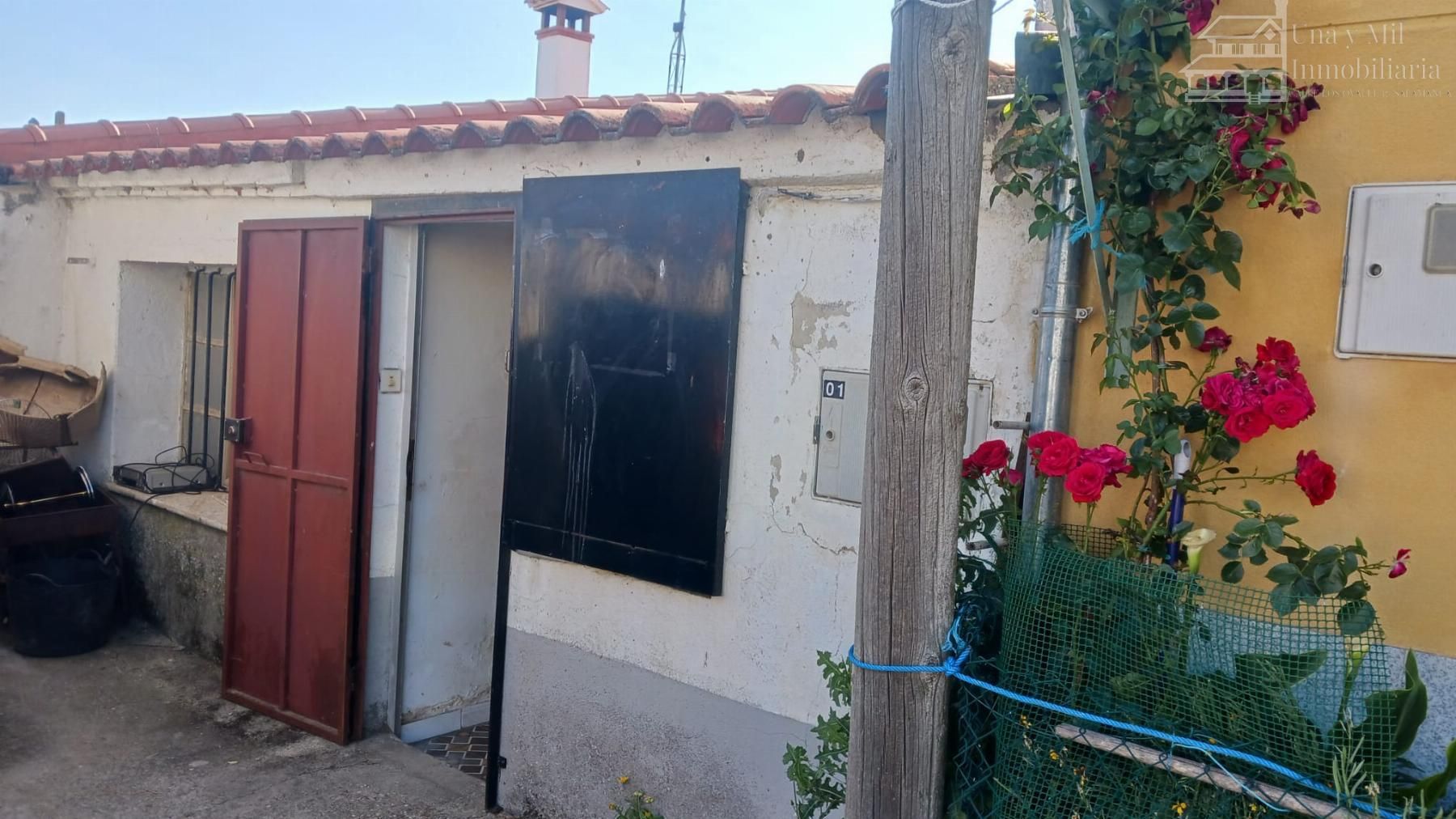Exterior view of House or chalet for sale in Pedrosillo de los Aires  with Heating, Storage room and Furnished