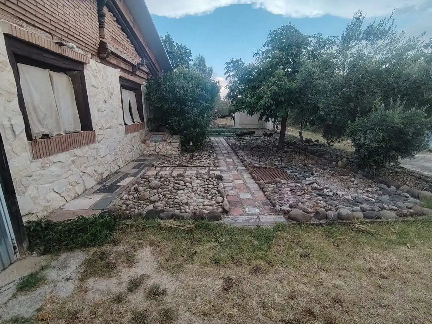 Jardí de Casa o xalet en venda en El Burgo de Ebro amb Jardí privat i Traster