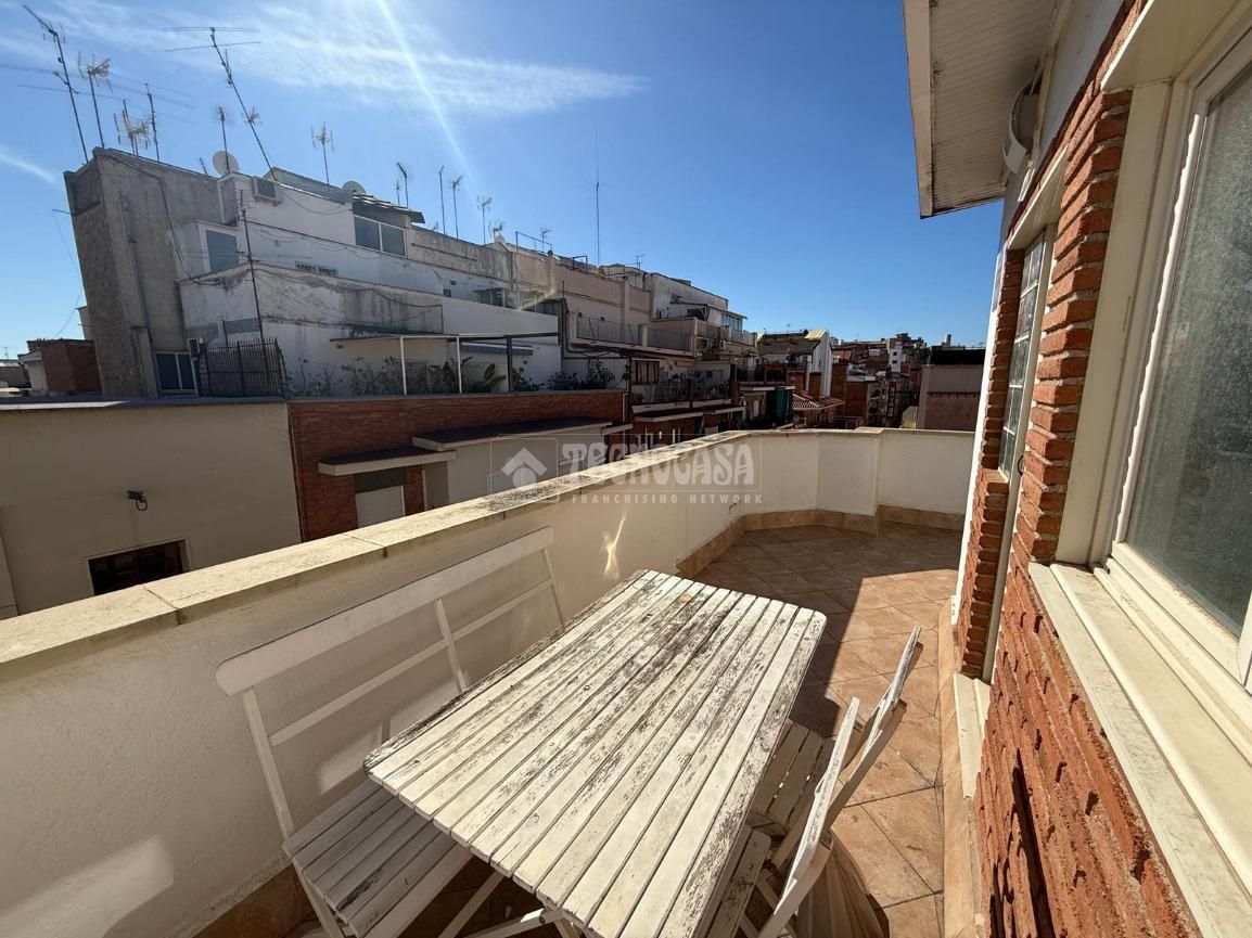 Piso en venta en Sants-Badal, Sants - Montjuïc