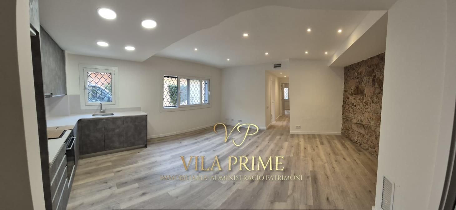 Living room of Apartment for sale in Sant Feliu de Guíxols  with Air Conditioner, Heating and Parquet flooring