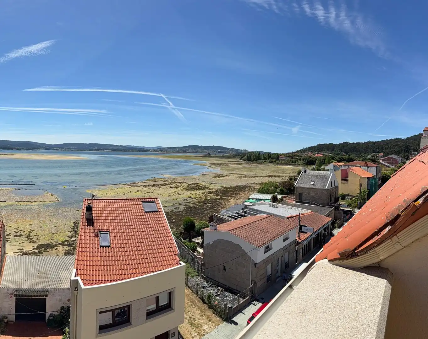 Wohnungen zum Verkauf in O Grove   mit Heizung, Terrasse und Abstellraum