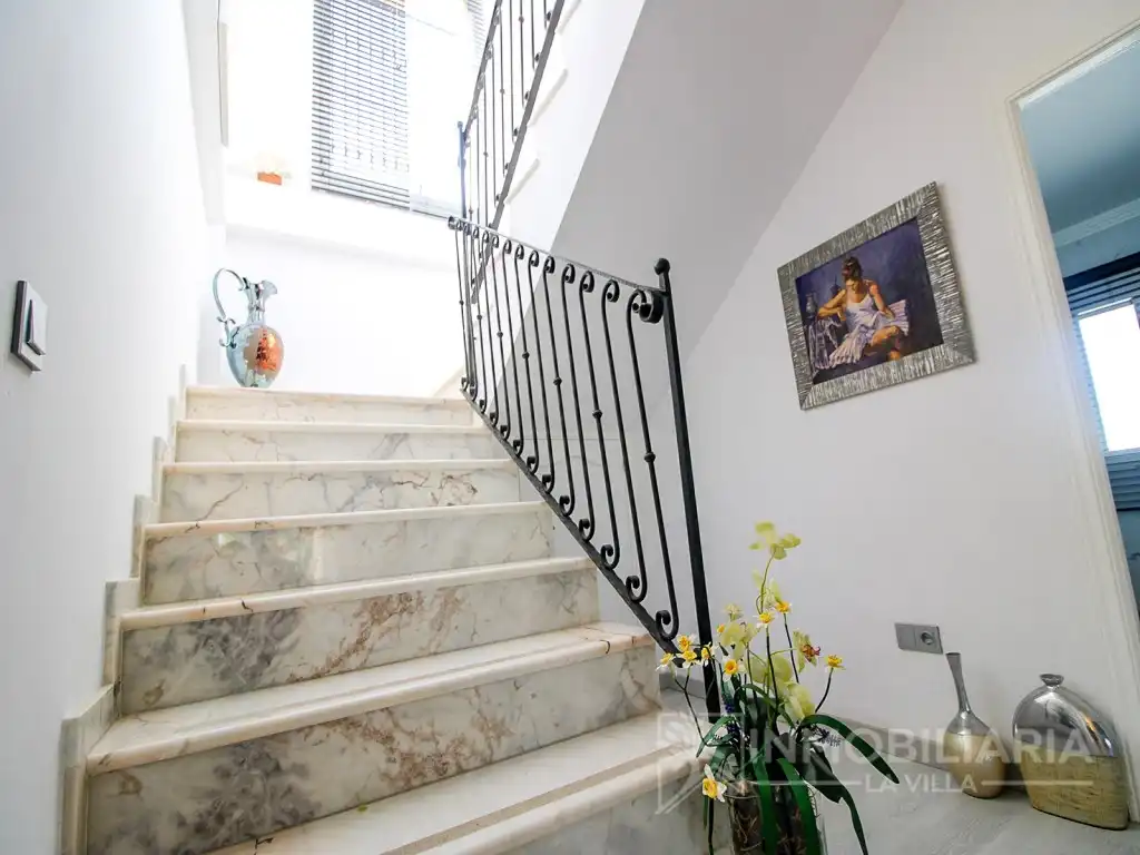 Country homes for sale in Coín  with Swimming Pool