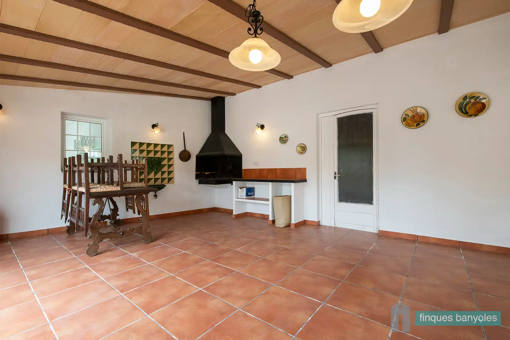 Cocina de Casa o chalet en venta en Banyoles con Aire acondicionado, Calefacción y Jardín privado