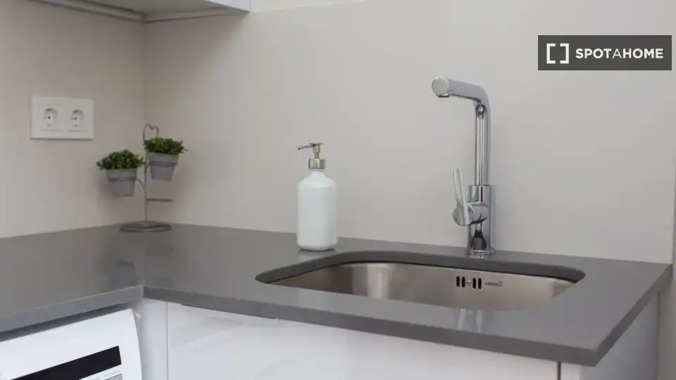 Flat with terrace to rent in L'Eixample, imagen 8