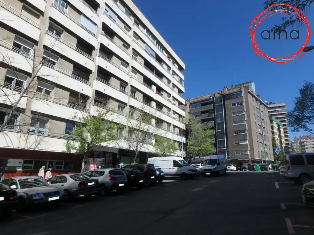 Business premises for sale in Iturrama