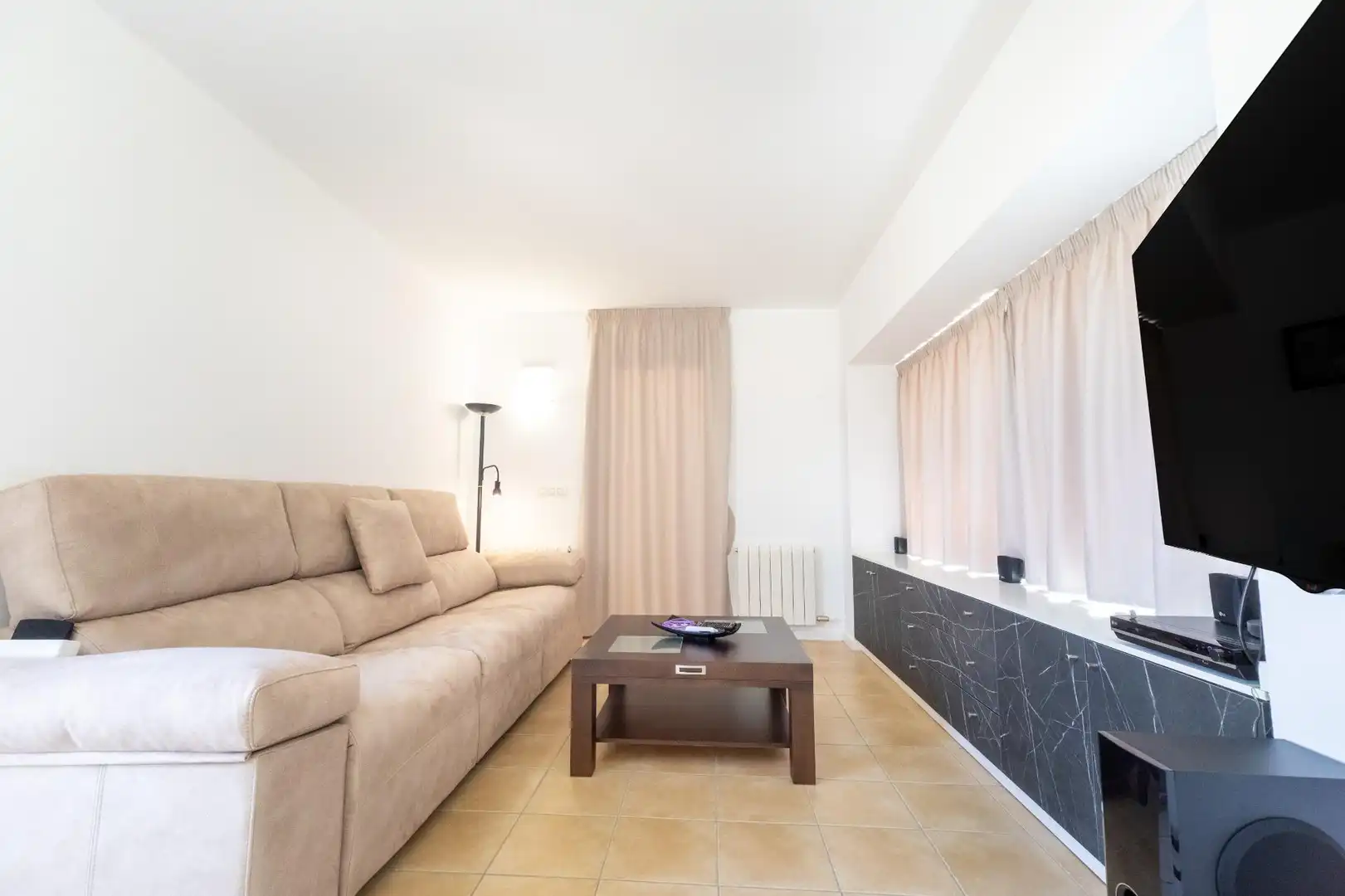 Sala de estar de Ático en venta en Murcia con Aire acondicionado, Calefacción y Jardín privado