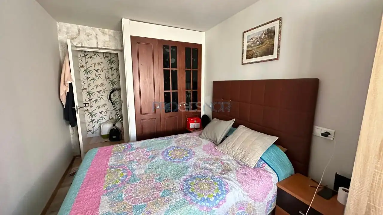 Schlafzimmer von Wohnung zum Verkauf in León Capital  mit Heizung, Terrasse und Möbliert