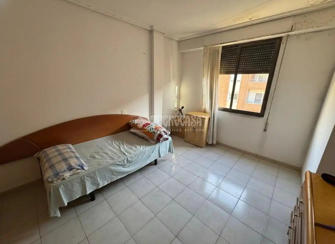 Habitación de Piso en venta en Valencia con Aire acondicionado y Balcón