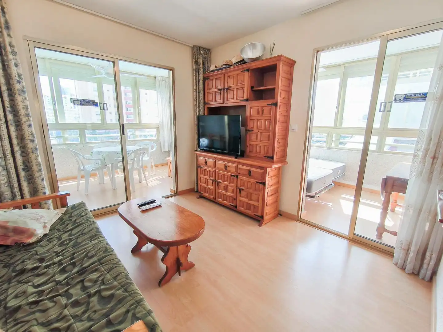 Living room of Apartments for sale in Benidorm  with Air Conditioner, Private garden and Furnished