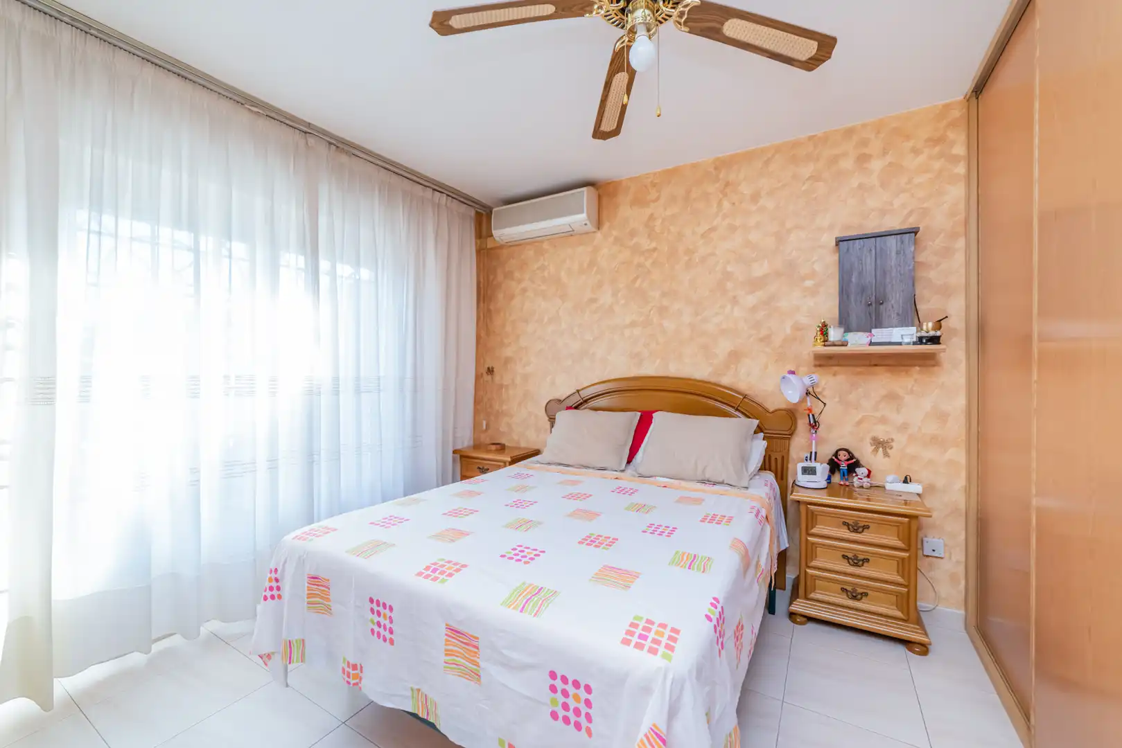 Habitación de Casa o chalet en venta en Mejorada del Campo con Aire acondicionado, Calefacción y Terraza