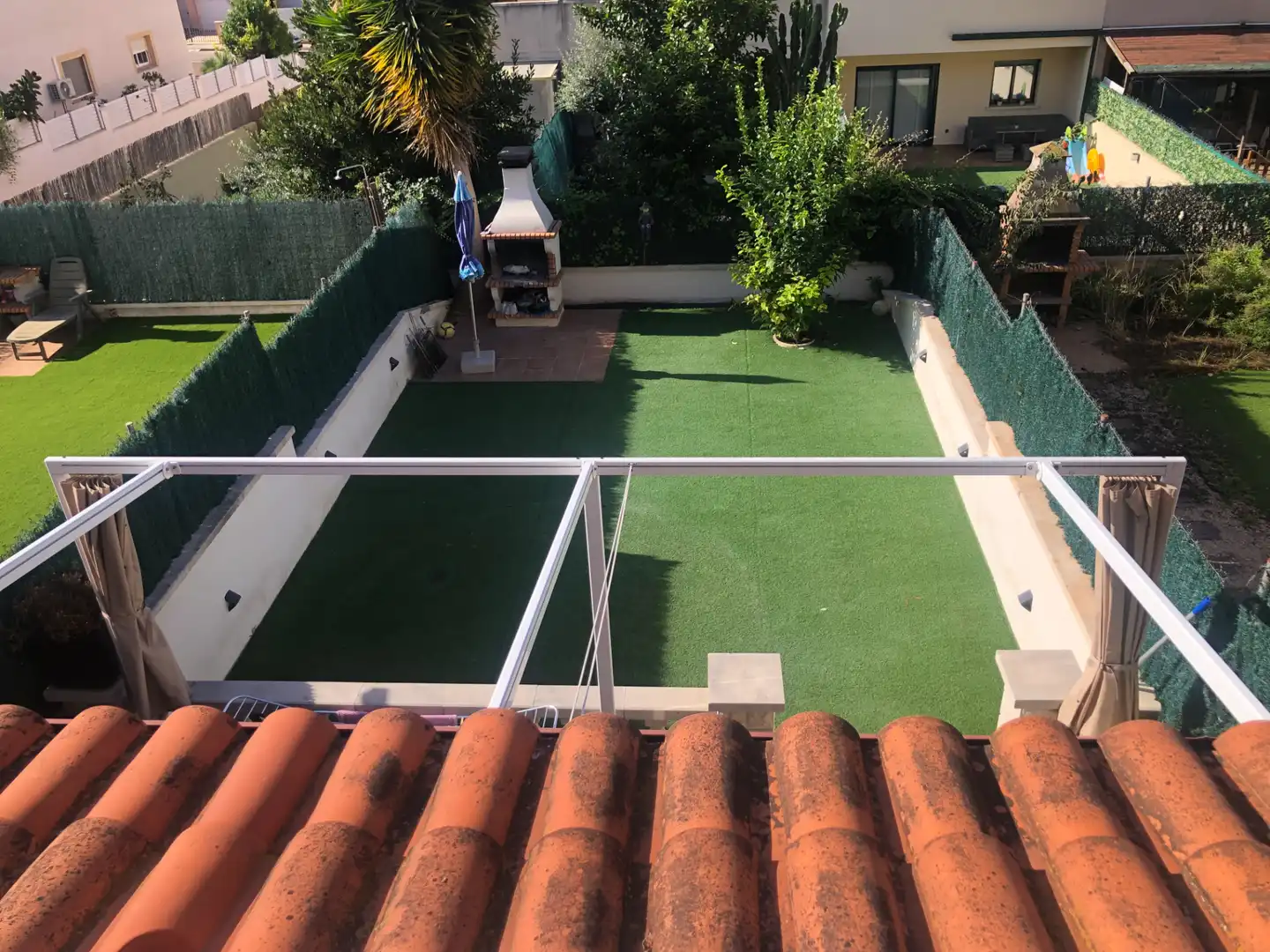 Terrasse von Einfamilien-Reihenhaus zum Verkauf in Banyeres del Penedès mit Klimaanlage, Heizung und Privatgarten
