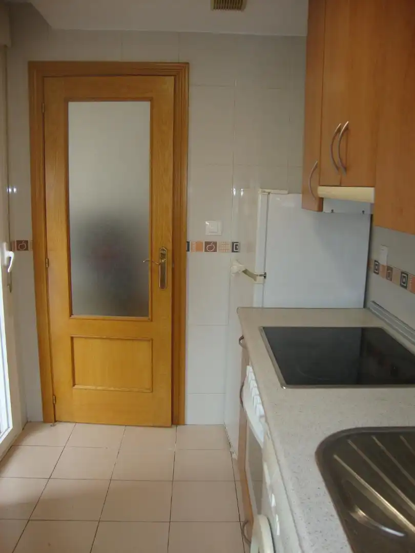 Kitchen of Apartments for rent in Zaragoza  with Heating, Parquet flooring and Furnished