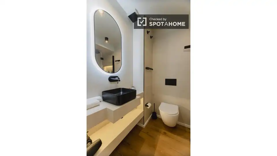 Appartamento con terrazza in affitto a Ciutat Vella, imagen 13