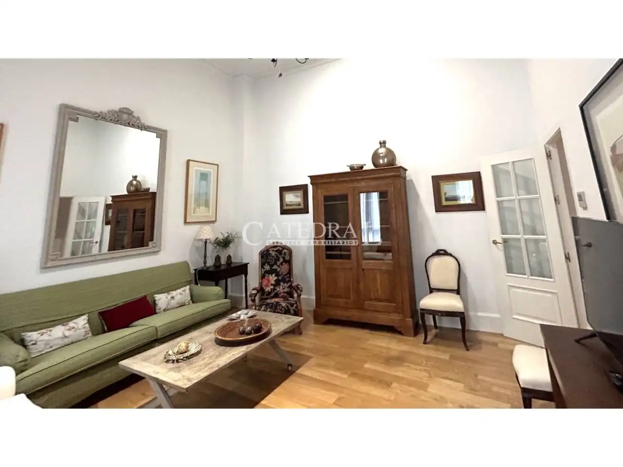 Sala de estar de Apartamento de alquiler en Sevilla con Aire acondicionado, Calefacción y Parquet