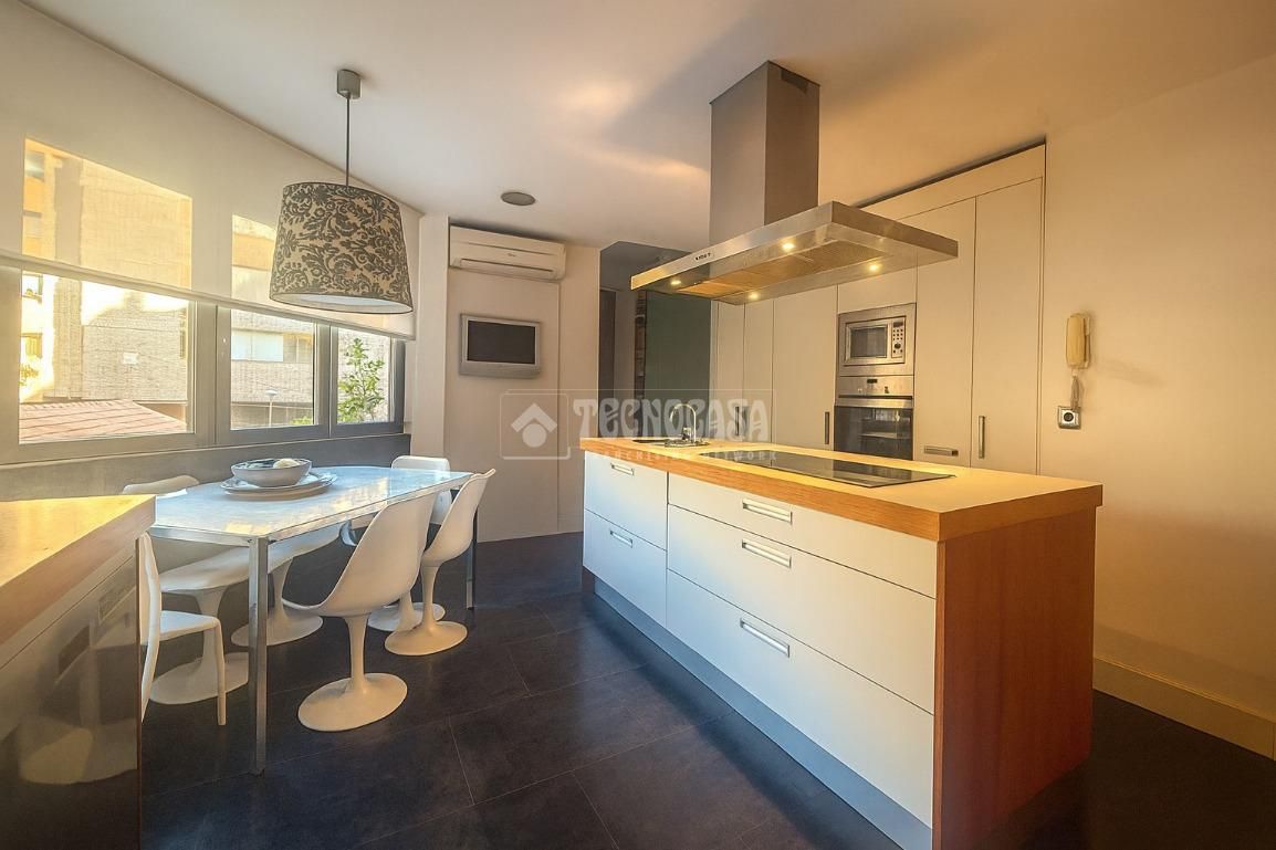 Pis en venda a C. de Agastia, San Juan Bautista, Ciudad Lineal