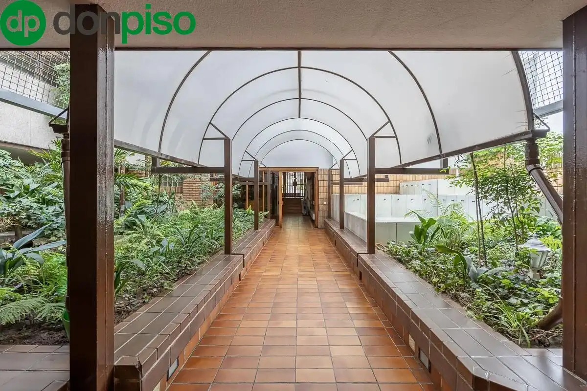 Flat for sale in Granada  with Air Conditioner, Heating and Terrace