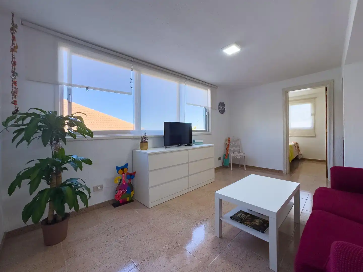 Sala d'estar de Casa o xalet en venda en La Orotava amb Jardí privat