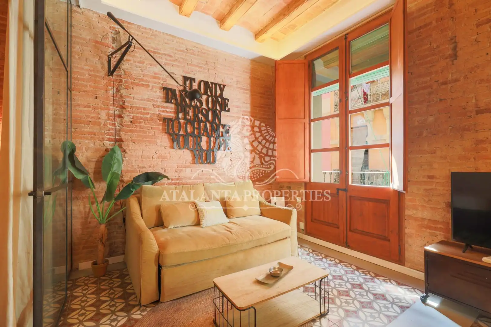 Appartamento con terrazza in affitto a Carrer PEU DE LA CREU, imagen 3