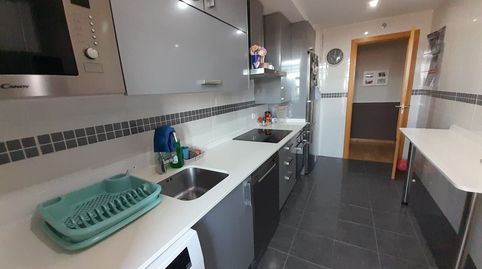 Foto 2 de Piso en venta en Calle Lanzarote, El Poblado - Abulagar, Puertollano