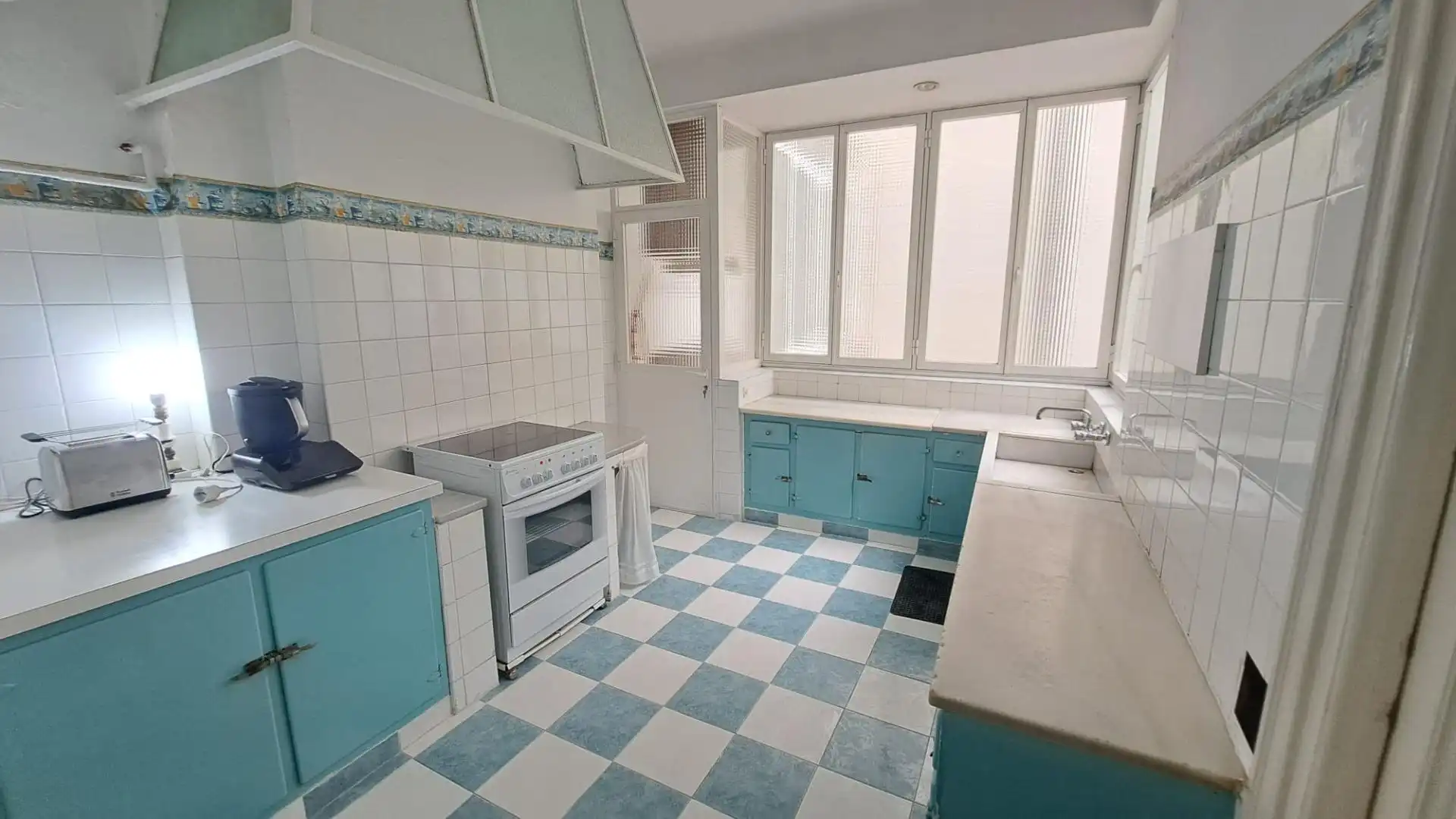 Kitchen of Flat for sale in Indautxu