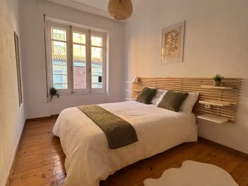 Bedroom of Flat for share in El Soto