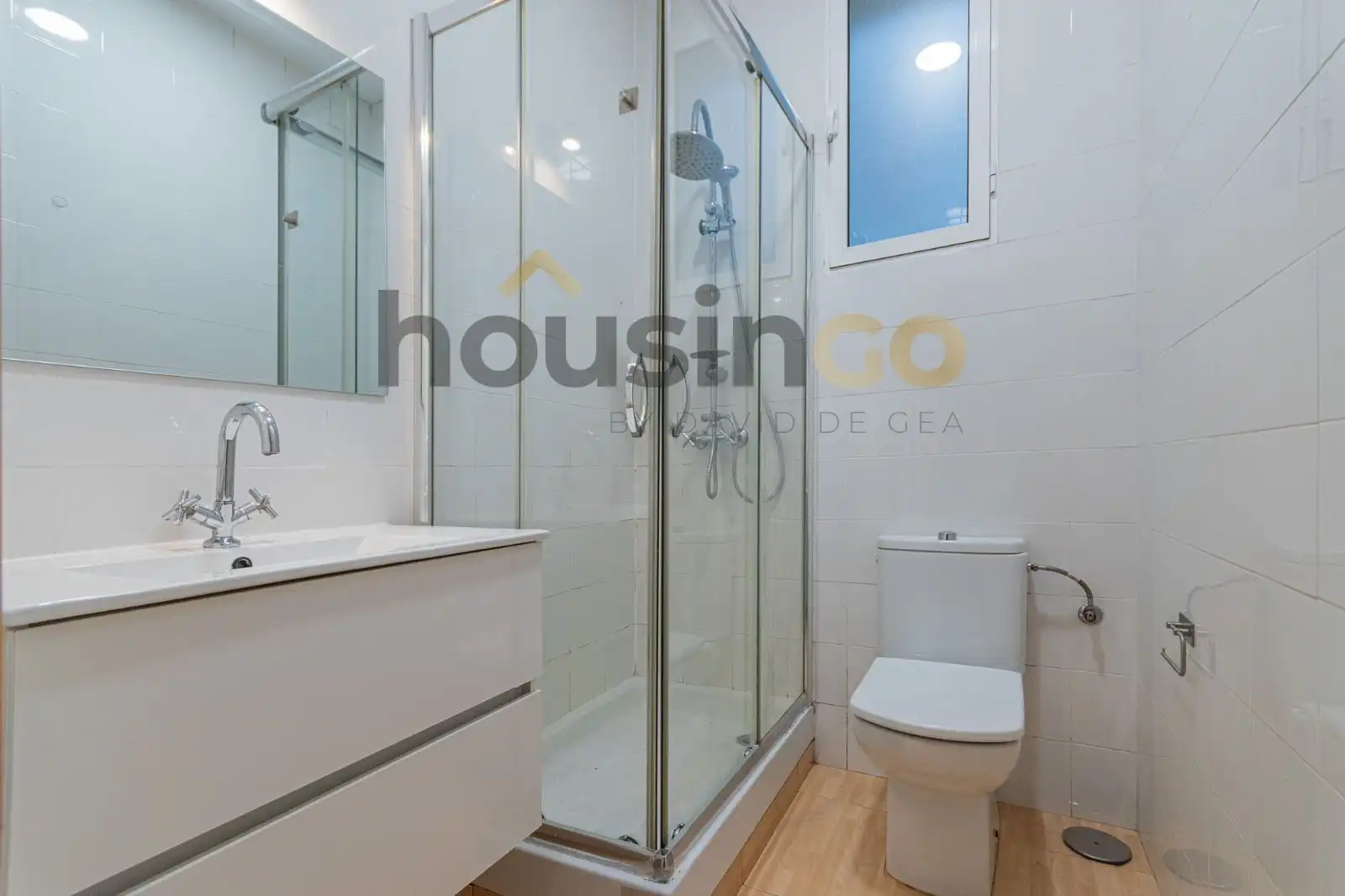 Baño de Piso de alquiler en Madrid con Aire acondicionado, Calefacción y Amueblado