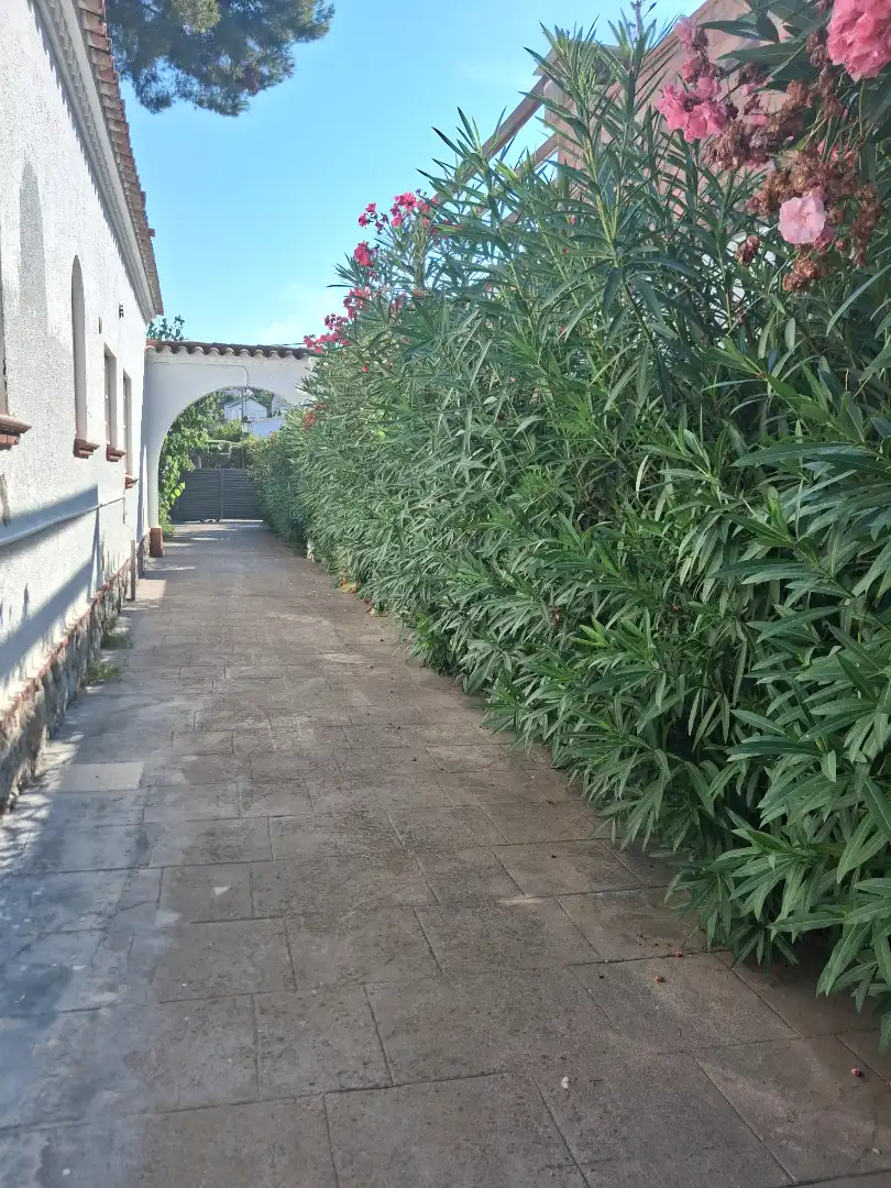 Villa con giardino in vendita a Montmar, imagen 26