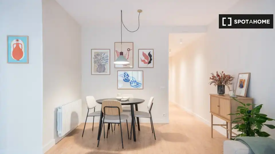 Flat with terrace to rent in Eixample, imagen 3