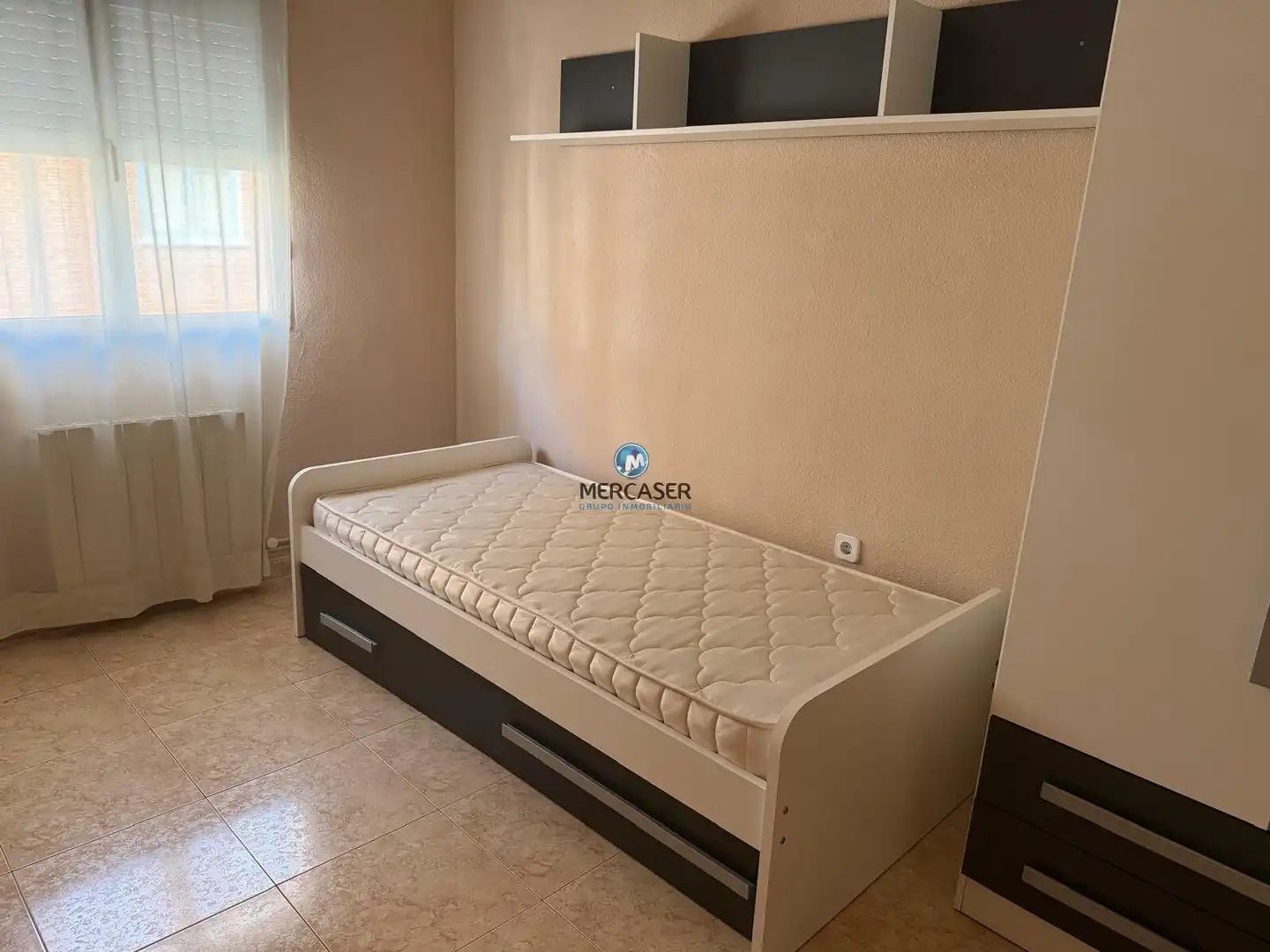 Schlafzimmer von Wohnung zur Miete in Alcalá de Henares mit Heizung, Möbliert und Balkon