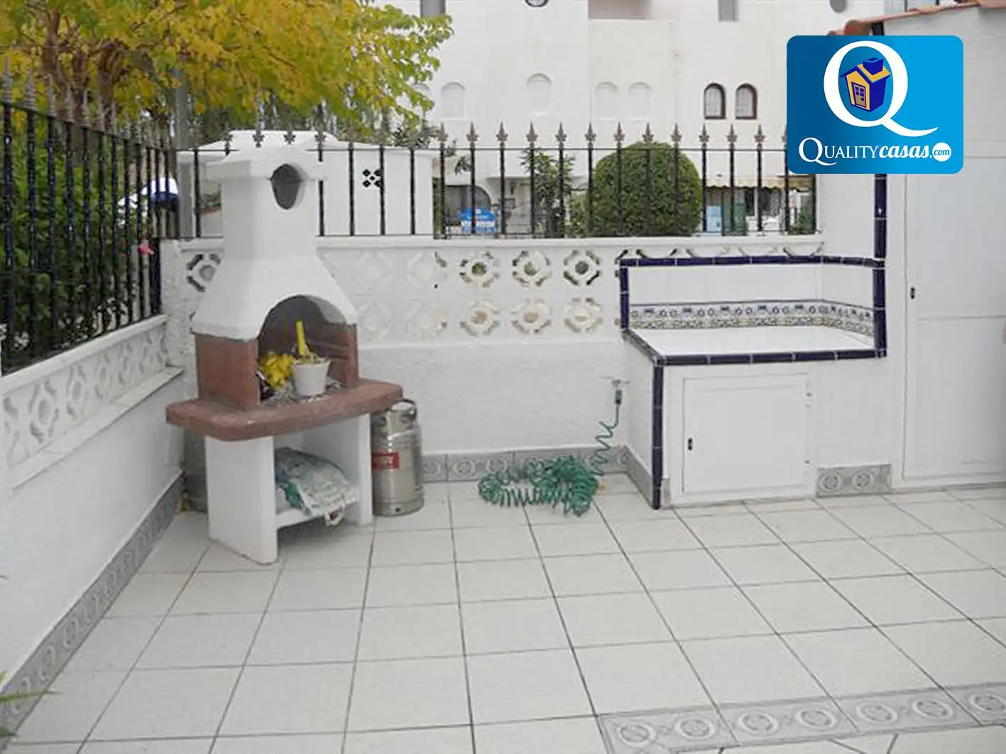 Bungalow con piscina en venta en Pueblo Español - Coveta Fumá, imagen 2