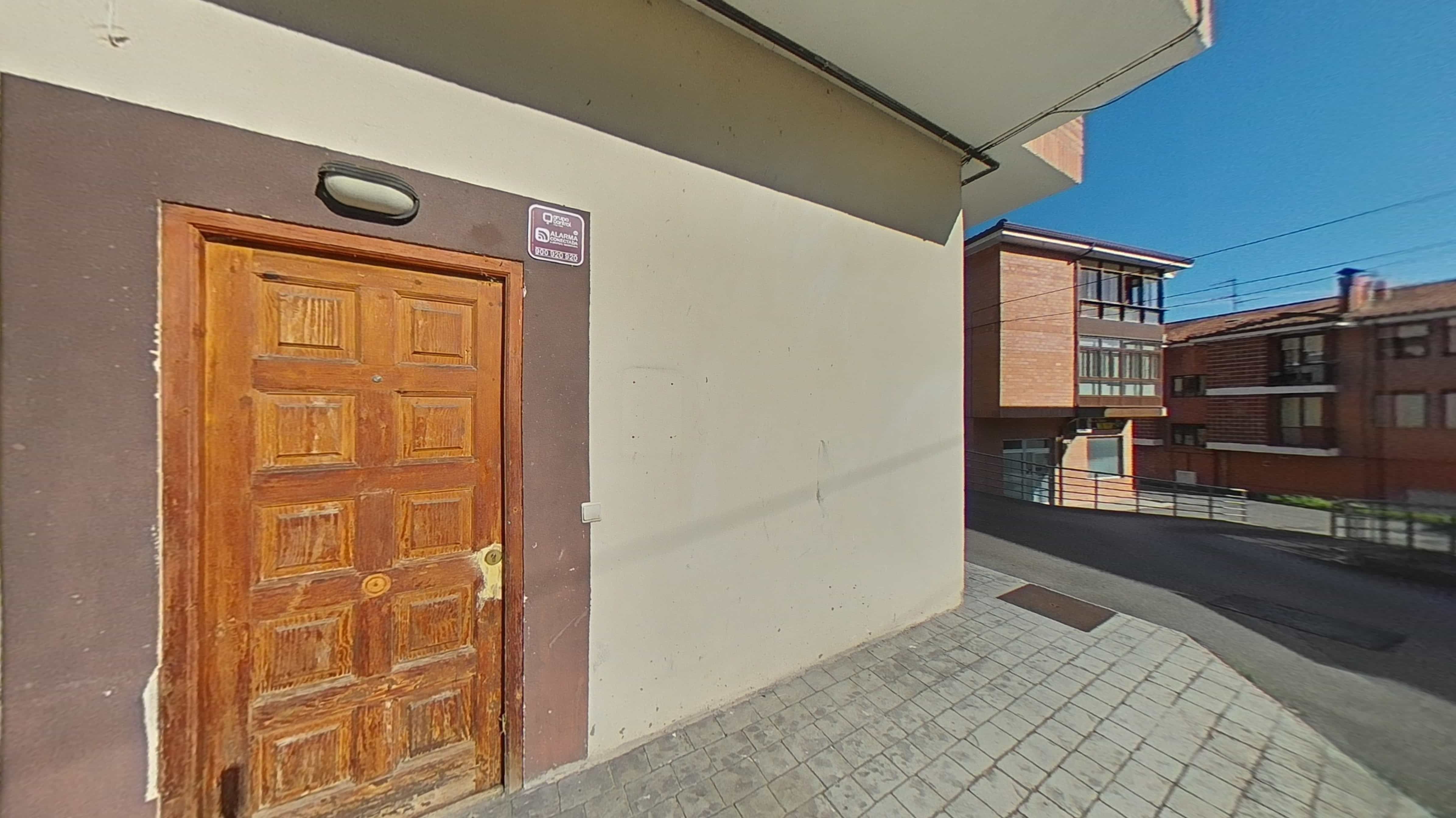 Flat for sale in Gerra, Rasines