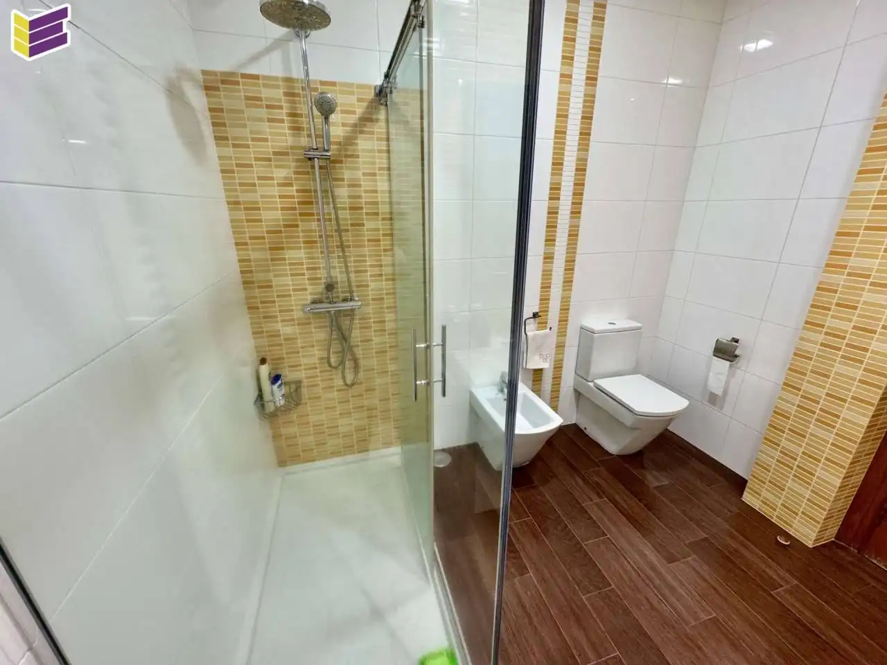 Bany de Casa o xalet en venda en O Porriño   amb Calefacció, Jardí privat i Parquet