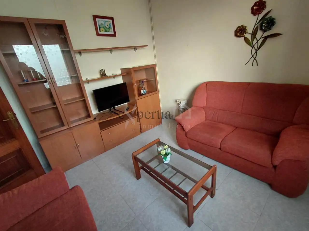 Sala d'estar de Casa o xalet en venda en Rianxo amb Calefacció, Jardí privat i Traster