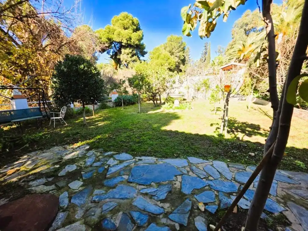 Jardí de Casa o xalet en venda en Málaga amb Aire condicionat, Jardí privat i Terrassa