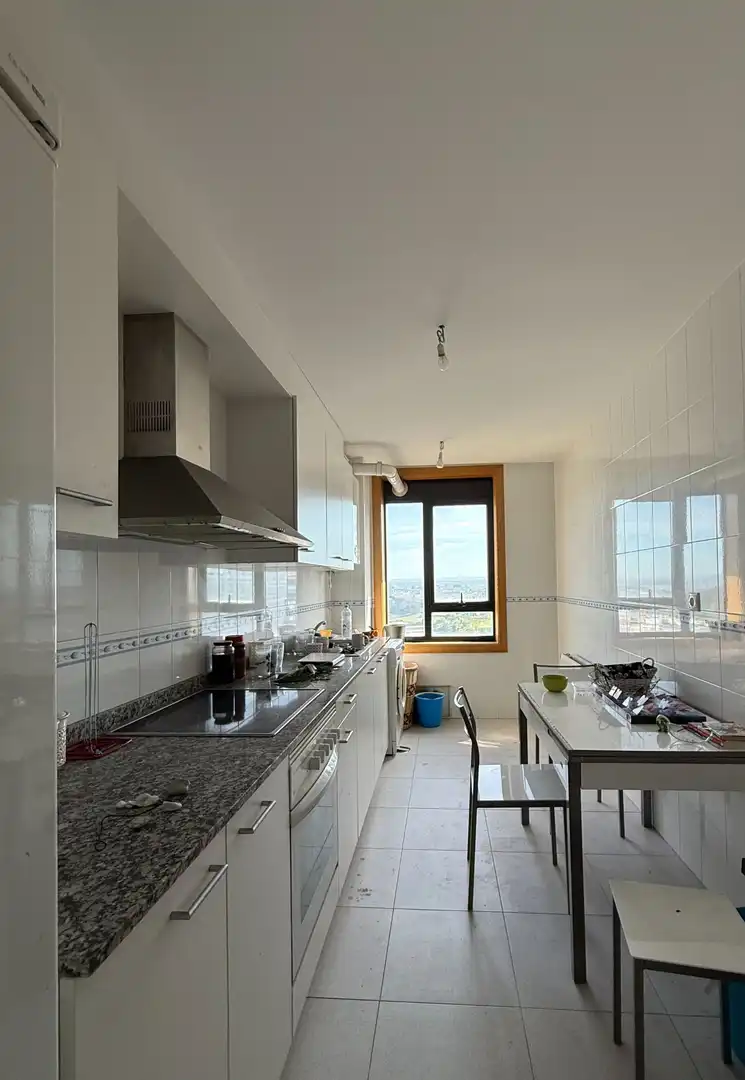 Cocina de Piso en venta en A Coruña Capital  con Calefacción y Trastero