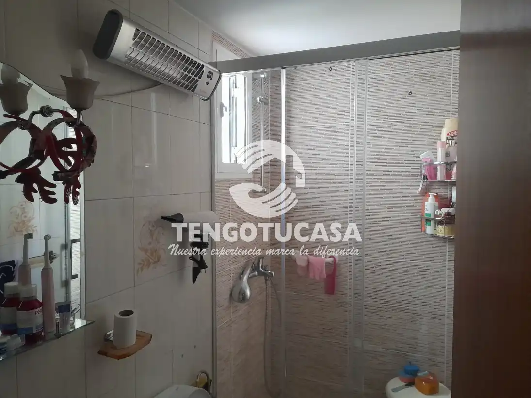 Badezimmer von Wohnung zum Verkauf in Madrid