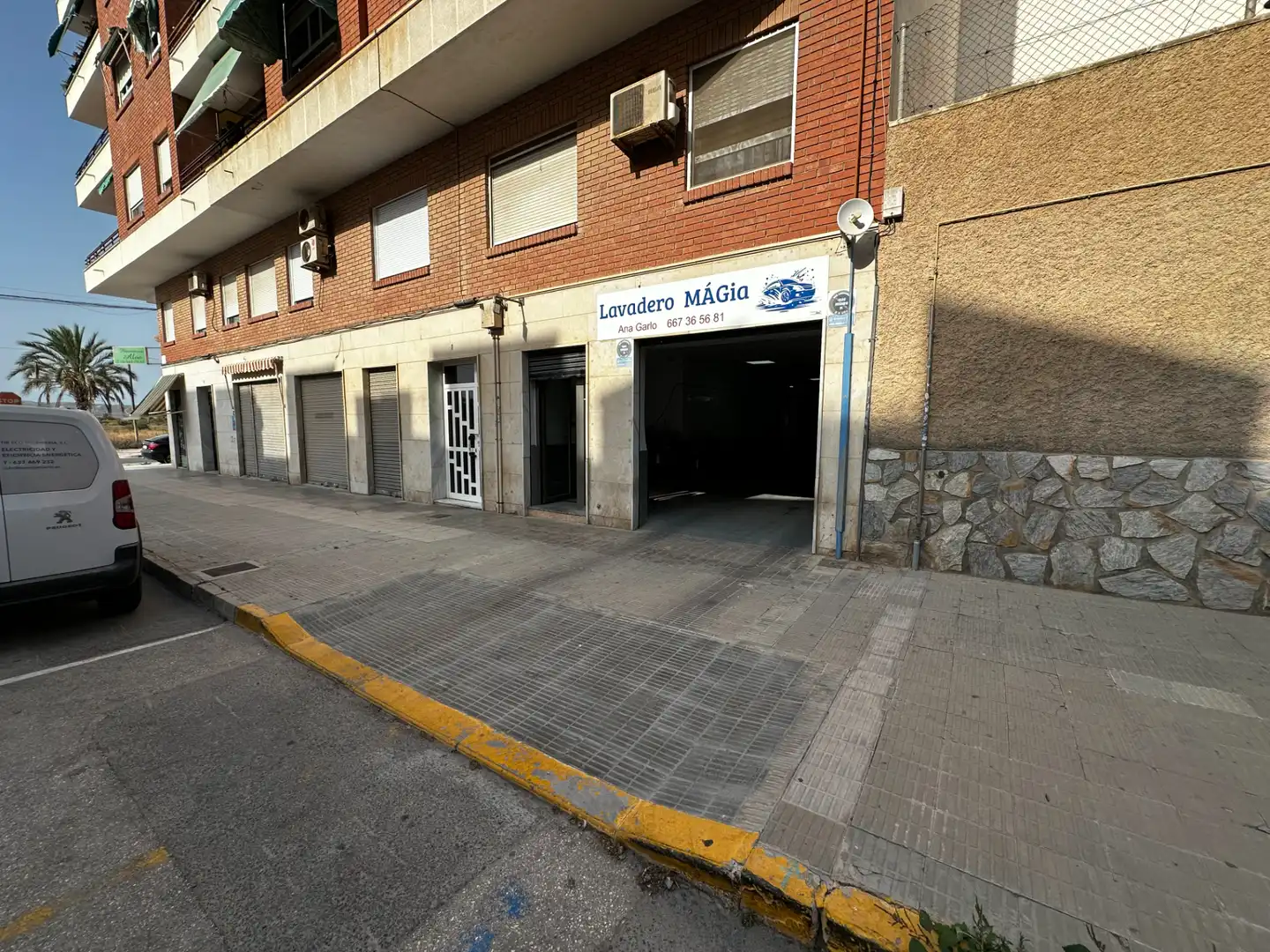 Local comercial en venta en Carrer la Santa Maria, imagen 2