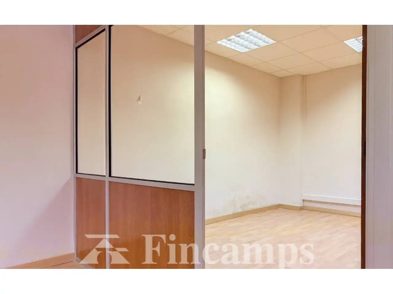 Business premises for sale in Calle Samuntada 56-58, imagen 8