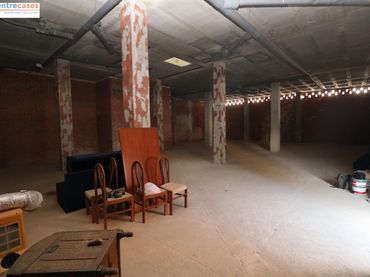 Local comercial en venta en Moncófar Pueblo