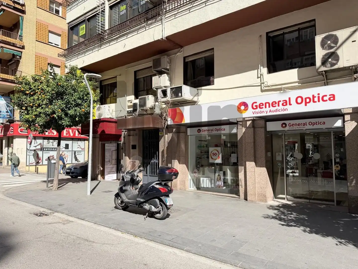 Vista exterior de Piso en venta en Jaén