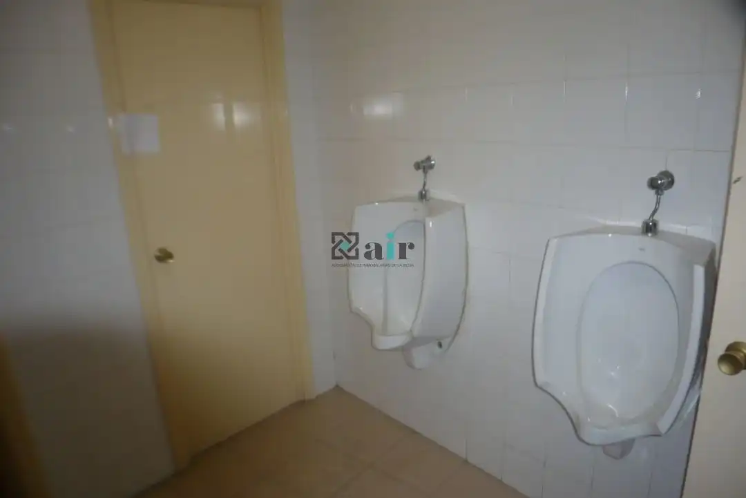 Nau industrial en venda a Logroño - Calle Los Almendros, imagen 7