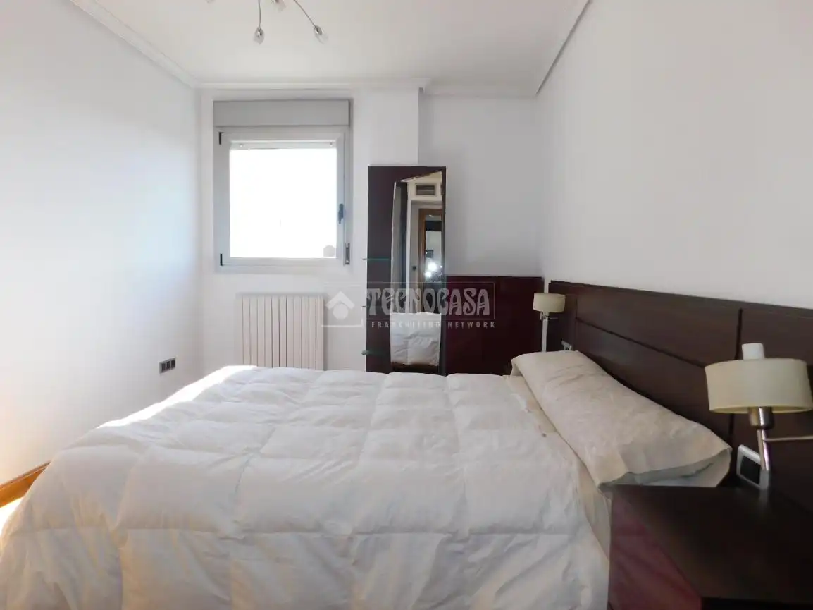 Habitación de Ático en venta en Zaragoza con Aire acondicionado, Calefacción y Terraza