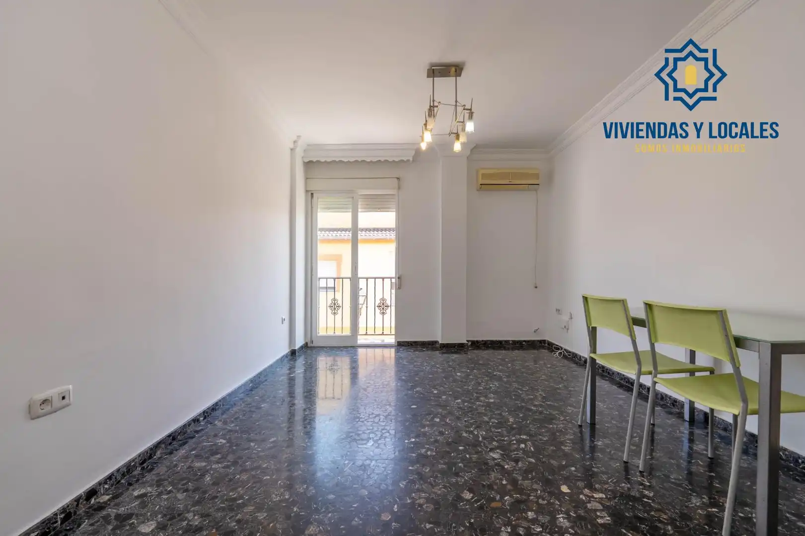 Piso con terraza en venta en Calle Calle San Juan de Dios, imagen 2
