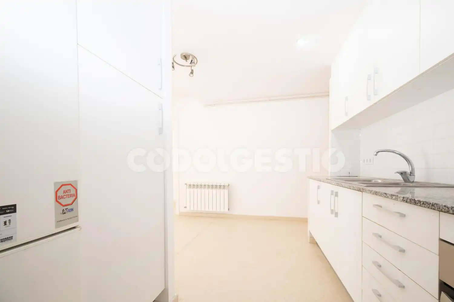 Küche von Wohnung zum Verkauf in Manlleu