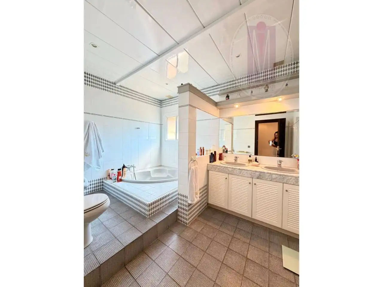 Baño de Casa adosada en venta en Sitges con Aire acondicionado, Calefacción y Jardín privado