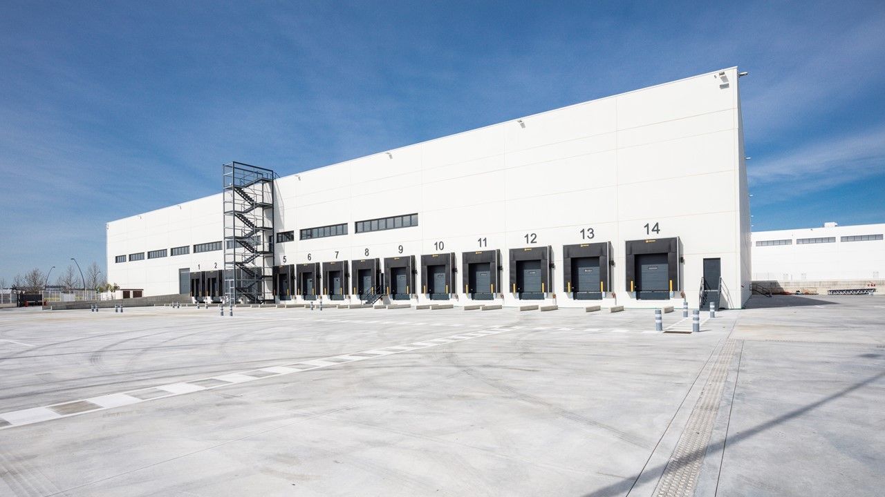 Industrial buildings to rent in N/A, 44, Perales del Río