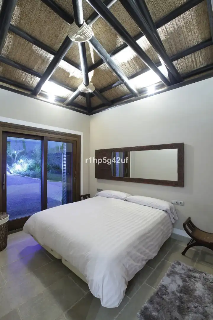Chalet con piscina en venta en Benahavís pueblo, imagen 7