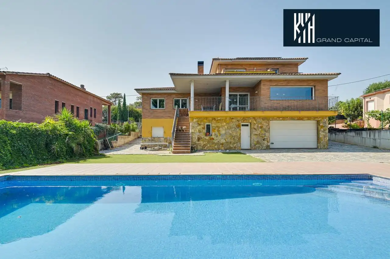 Casa con terrazza in vendita a Carrer Carrer Tarragona, imagen 2